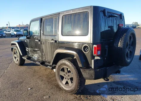 2014 Jeep Wrangler Unlimited Sport z USA, uszkodzony, nr VIN 1C4BJWDG8EL140867